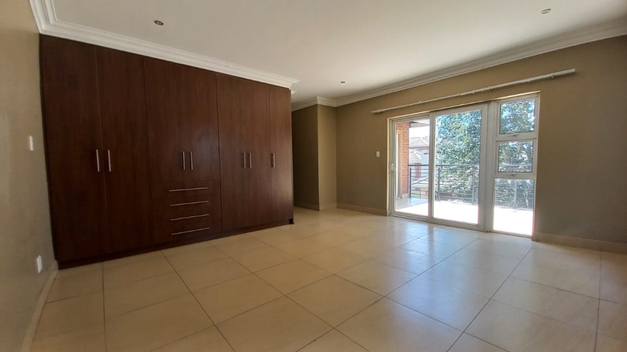 To Let 4 Bedroom Property for Rent in Lilyvale Estate Free State